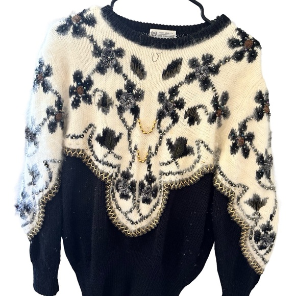 Sweaters - Embellished Black & Cream Floral Knit Sweater